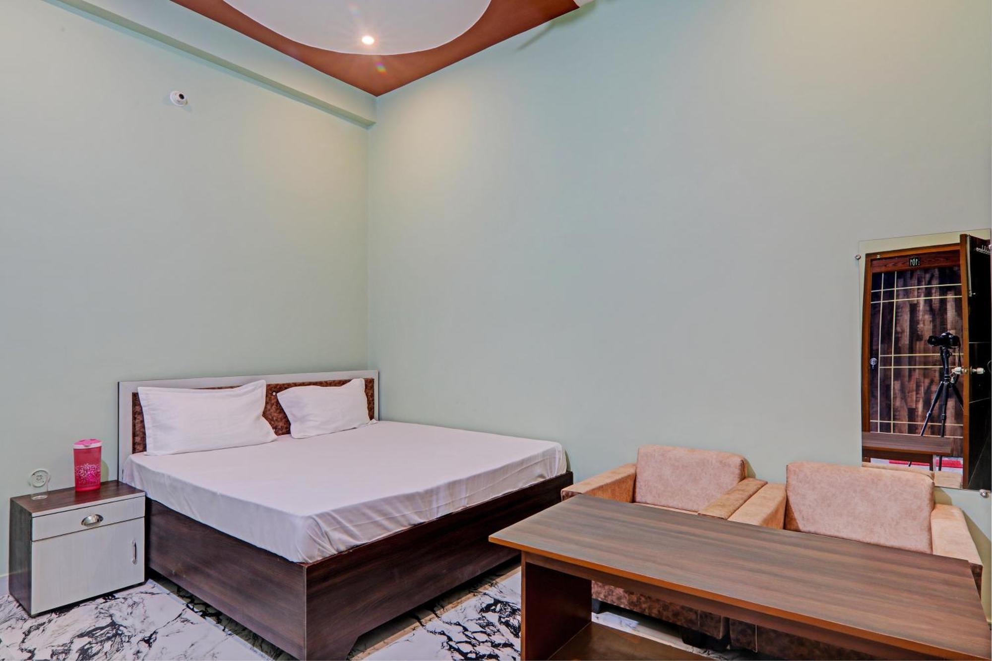 Oyo Green Valley Guest House Sultānpur Zewnętrze zdjęcie